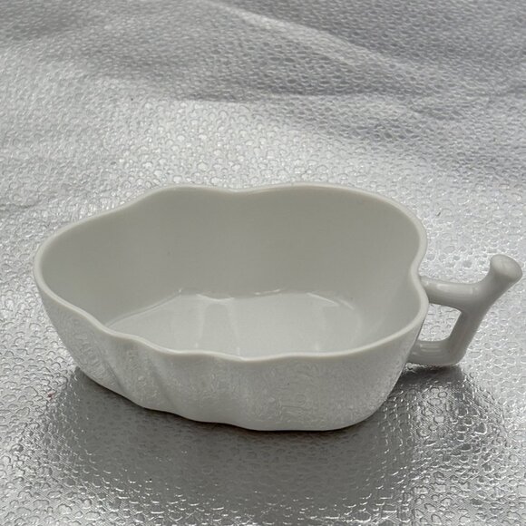 VTG White Ceramic Apple-Shaped Serving Dish Bowl Made In Japan Trinket‎ Candy - Picture 3 of 11